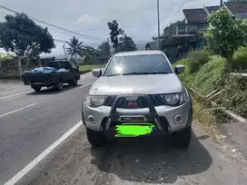 Mitsubisi Starada Triton GLS