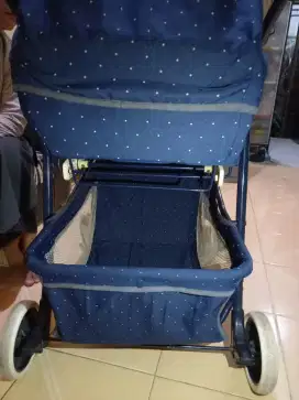 Baby stroller  kereta dorong bayi