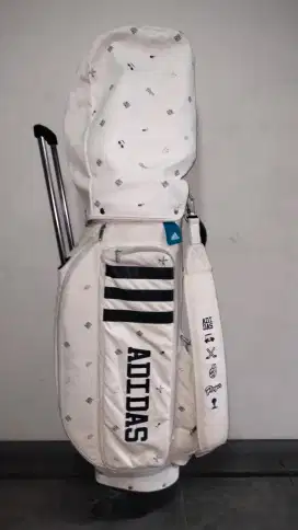 Bag golf 2 buah merk adidas dan mercedes benz borong