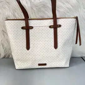 Tas Fossil mulus dan jarang di pakai