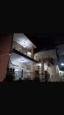 Dijual Rumah Bagus 2 lantai Full Furnish di Lembang Cileduk
