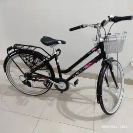SEPEDA POLYGON LOVINA 26