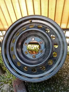 Velg kaleng hilux r17 7,5 fortuner pajero