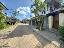 Brand new tropical villa fas cluster,gym full furnish jimbaran jl6mtr