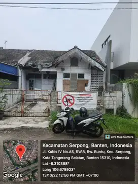 rumah rusak jual tanah saja .Griya Loka BSD