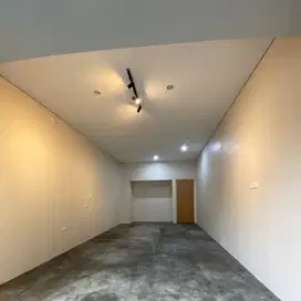 Disewakan Ruang Usaha Jalan Matraman Raya Kantor Ruko Komersial