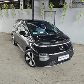 WULING CLOUD EV PRO 2025 HITAM