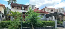 Rumah 2 lt mewah Rancamaya Istana Bunga Bogor