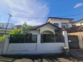 Sewa Rumah Cantik Terawat di Cipete Jakarta Selatan