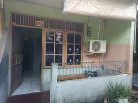 DIJUAL RUMAH PETAK DILARANGAN