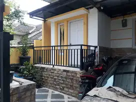 Turun Harga Rumah siap huni di komplek Jatihandap Cimeunyan