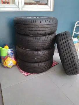 VELG ORGINAL BAWAAN TOYOTA YARIS