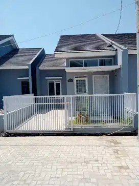 Rumah cantik harga bersahabat di Ciwastra