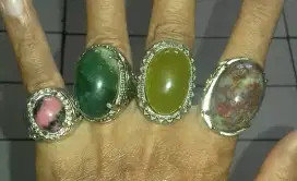 Cincin batu Serfentin moss agate garut red borneo