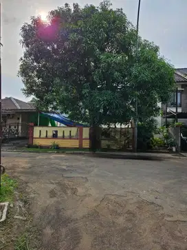 Dijual Cepat kavling permeter  di kencana Loka Bsd City