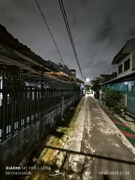 Rumah Lama Huk Hitung Tanah Akses 2 Mobil di Bungur Senen Bebas Banjir