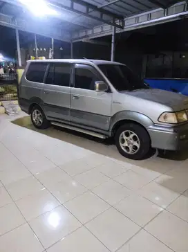 Kijang Krista Manual 2002 Bensin Pribadi AC dingin Mesin Alus
