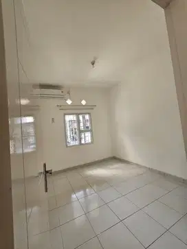 Disewakan rumah siap huni di cluster Graha Utama Serpong TangSel