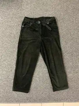 Baggy Pants Satisfied corduroy green