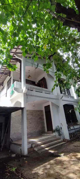 Disewakan Rumah Untuk Usaha & Gudang penyimpanan, Sayap Jl Sriwijaya