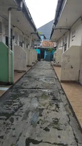 RUMAH KONTRAKAN SATU PINTU