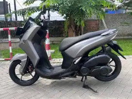 Yamaha Lexi 125 grey 2018