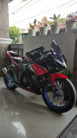 Honda CBR 150R Tahun 2020