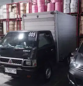 MITSUBISHI L300 BOX TAHUN 2013