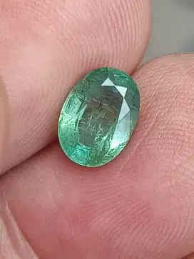 Batu emerald beryl Zambia 1.66 carat 9*7*4 mm Zamrud NTE