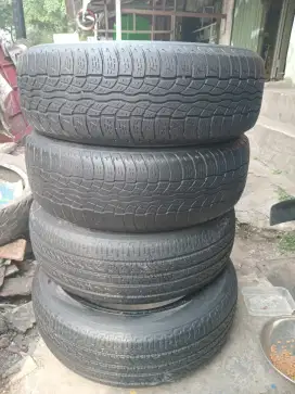 Jual cepat ban copotan mobil R 17
