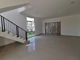 Dijual dan Disewa Rumah Bagus di PIK 2