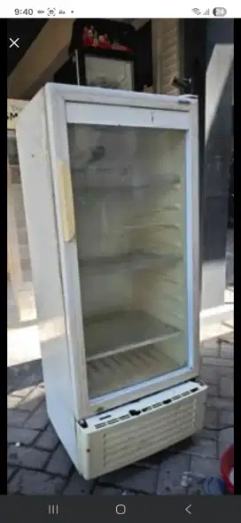 Jual showcase 1 pintu 3 rak