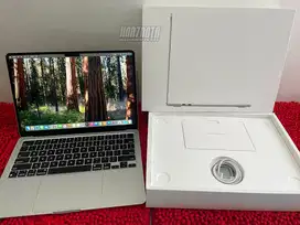 MACBOOK AIR 2022, M2, Fullset Garansi