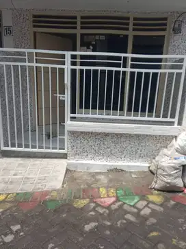 Rumah Dikontrakan LUAS & MURAH