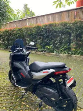 APRILIA SR GT 200 ABS