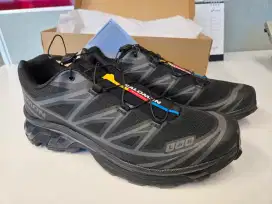 Salomon XT-6 Black Phantom Triple Black Original Sz 10,5 / 28,5
BNIB