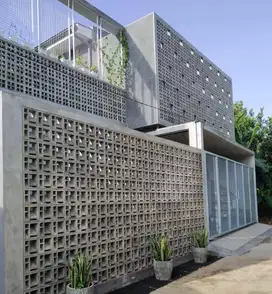 Disewakan rumah kantor