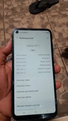 Samsung m11. 3/32. Mnus retak normal smua orian msih