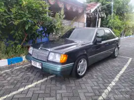 300E'93 Manual Plat B