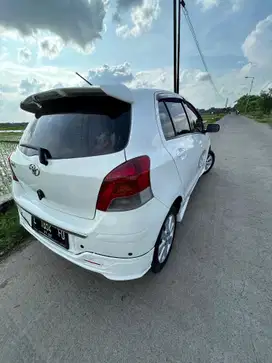 Toyota Yaris 2012 Bensin