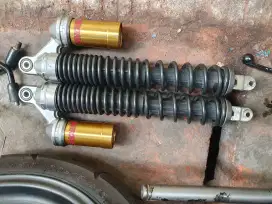 Shock belakang honda adv ori
