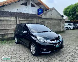 CASH HONDA Mobilio E A/T 2014 - Black Metallic - Tgn Pertama