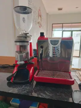 Mesin Kopi Nuova Simonelli Oscar 2 dan Grinder