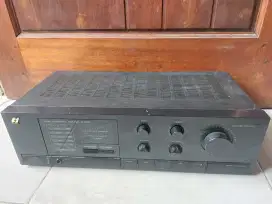 Amplifier Sansui A-1000