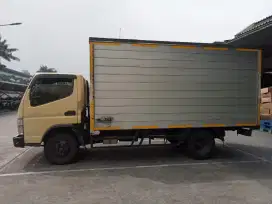 Isuzu elf truk 2014