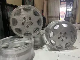Velg oem mercy r15