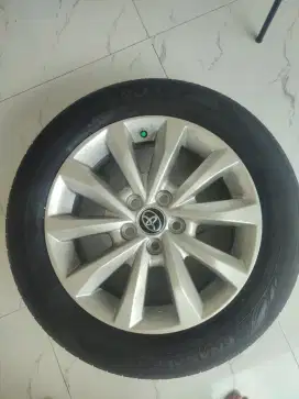 Velg dan Ban innova zenix
