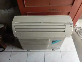 Ac merk Daikin Thailand 1/2 pk