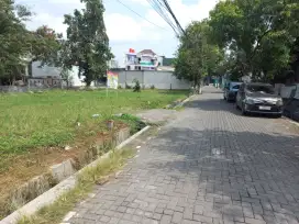 Dijual kavling tengah kota lokasi datar siap bangun lingkungan kost