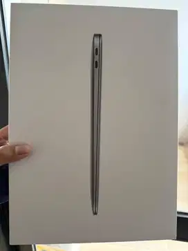 MacBook Air (M1 Prosesor) - Space Grey / 256GB